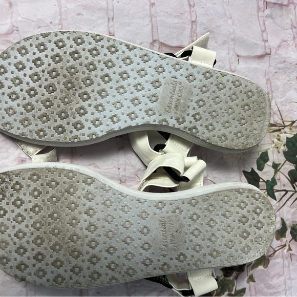 White Strappy Sandals with Silver Buckles and Flat Sole - Picture 5 of 6